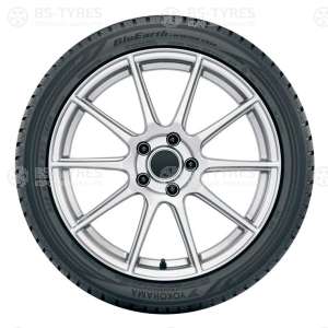 Yokohama BluEarth Winter V906 235/65 R18 110H